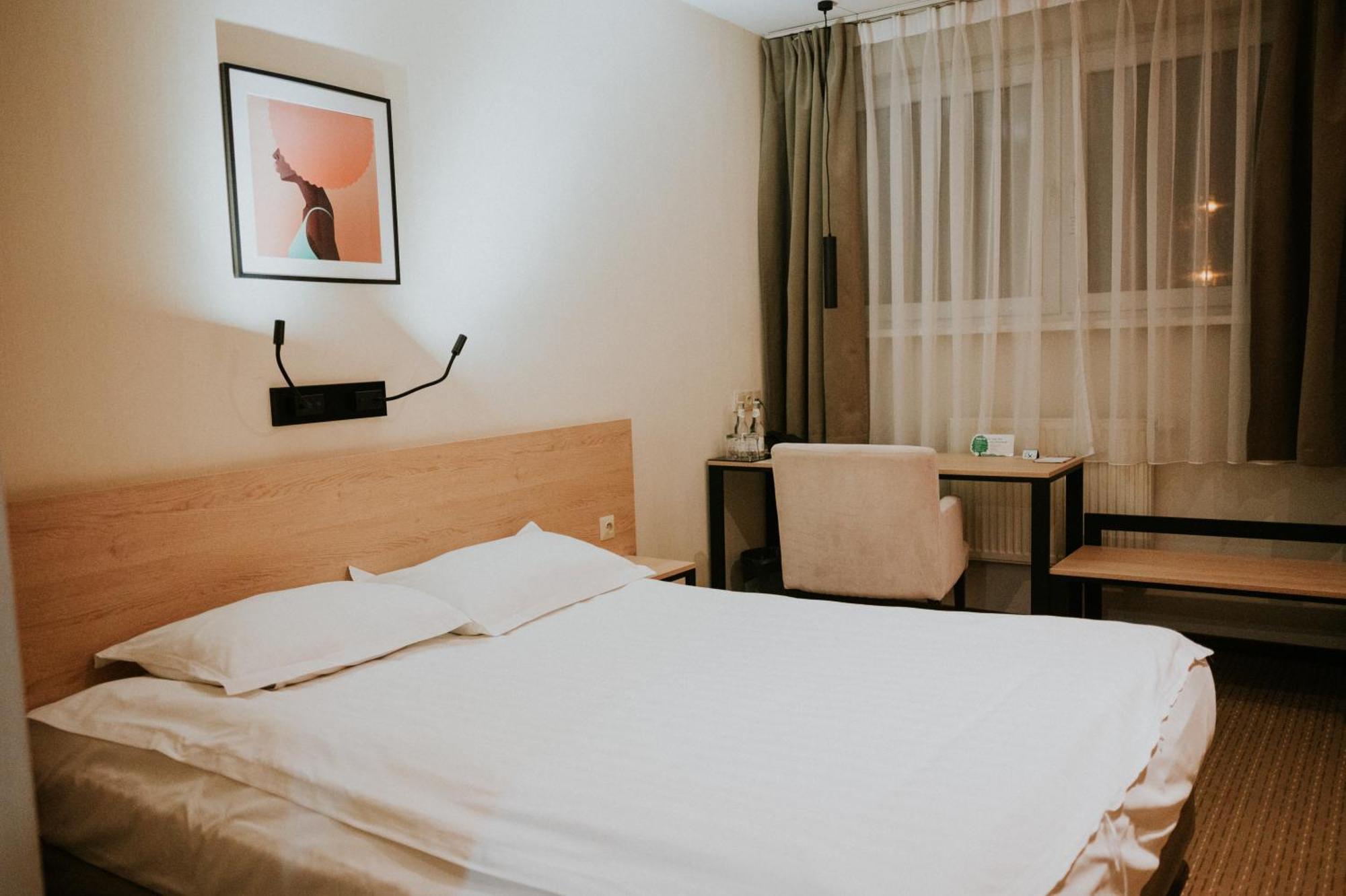 Iness Hotel