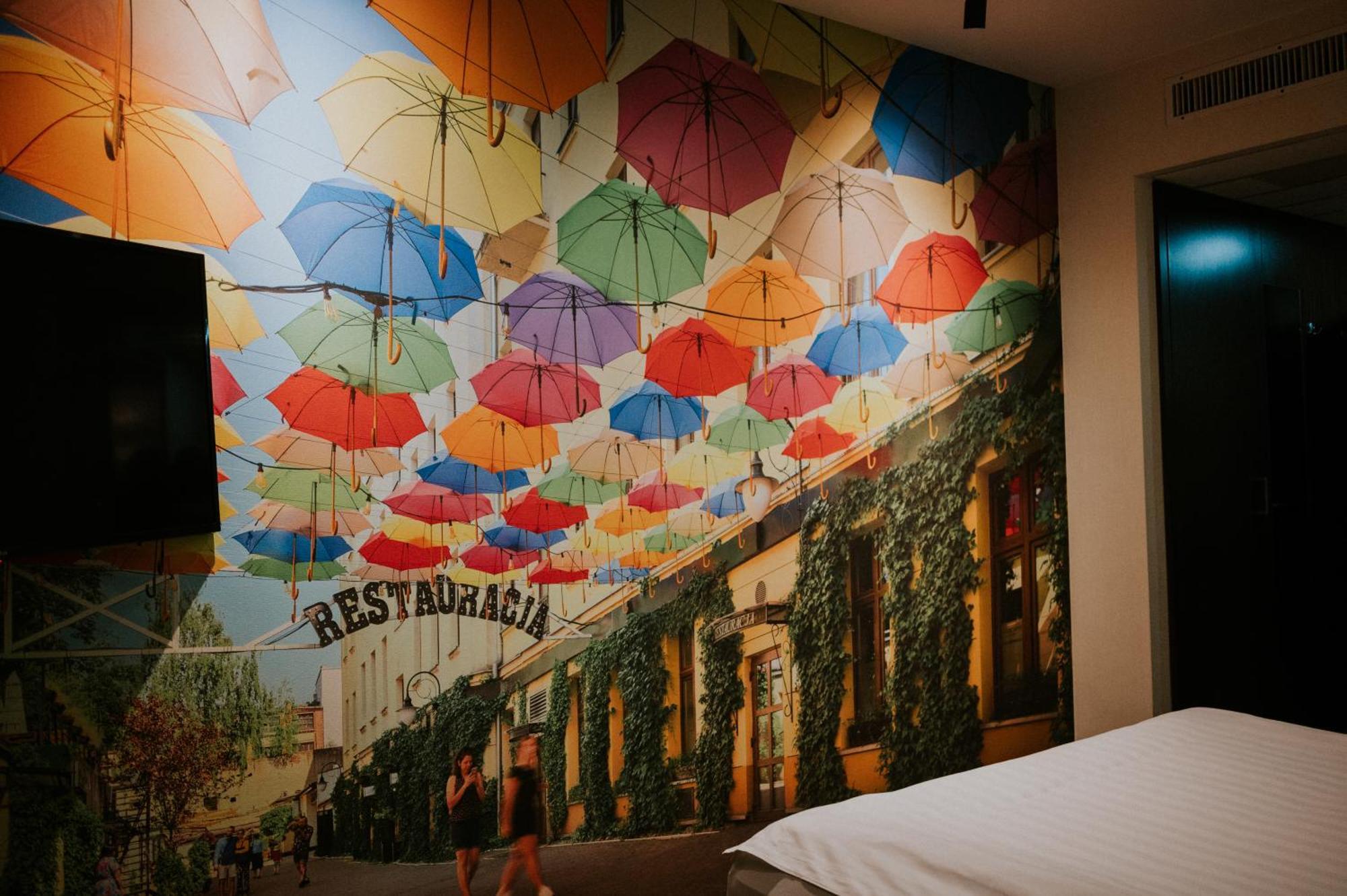 Iness Hotel 3*