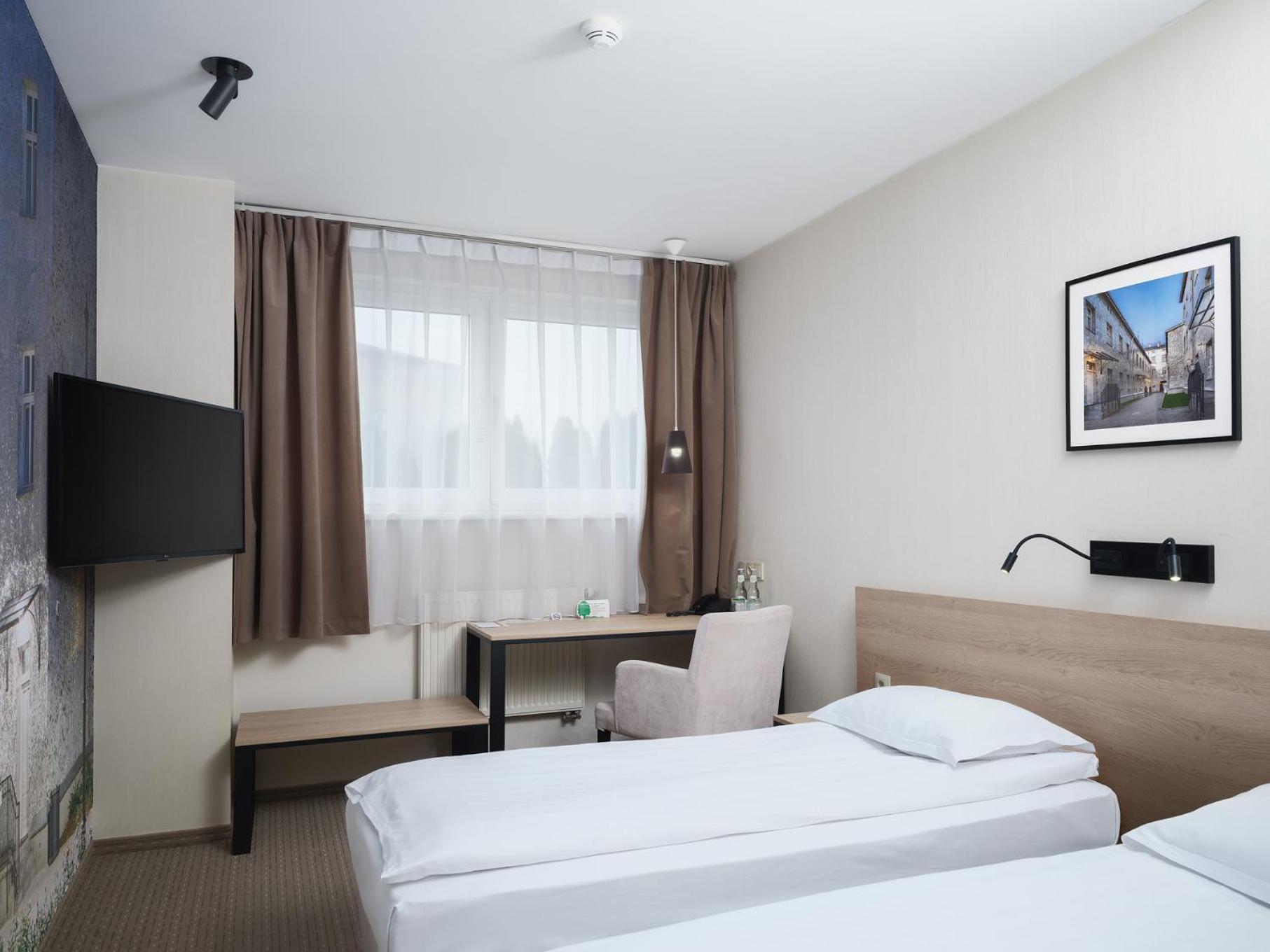 Iness Hotel Lodz (Lodz)