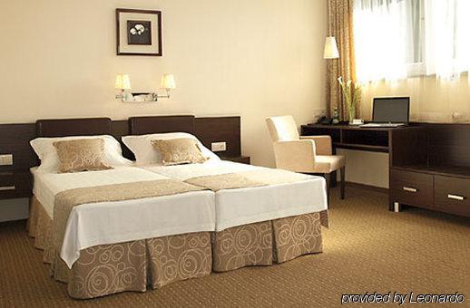 Iness Hotel 3*